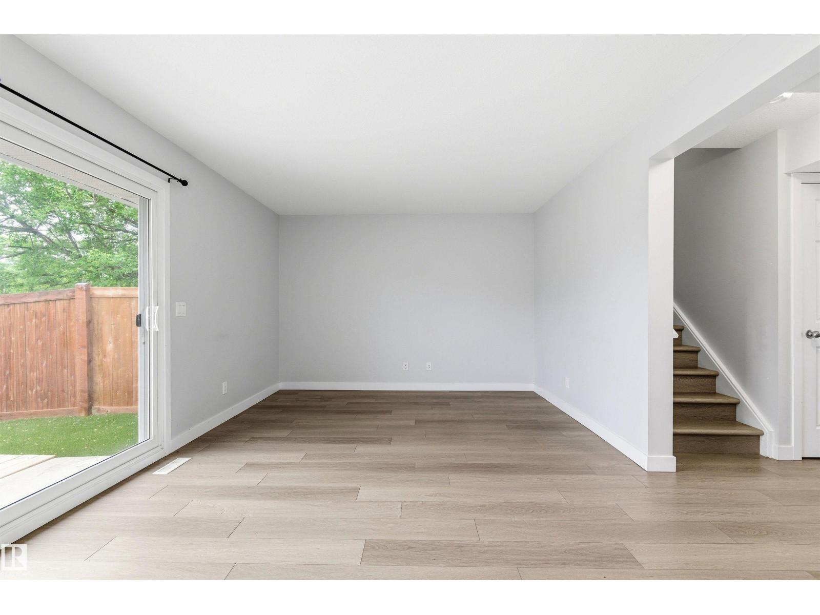 18353 66 AV NW - 10
