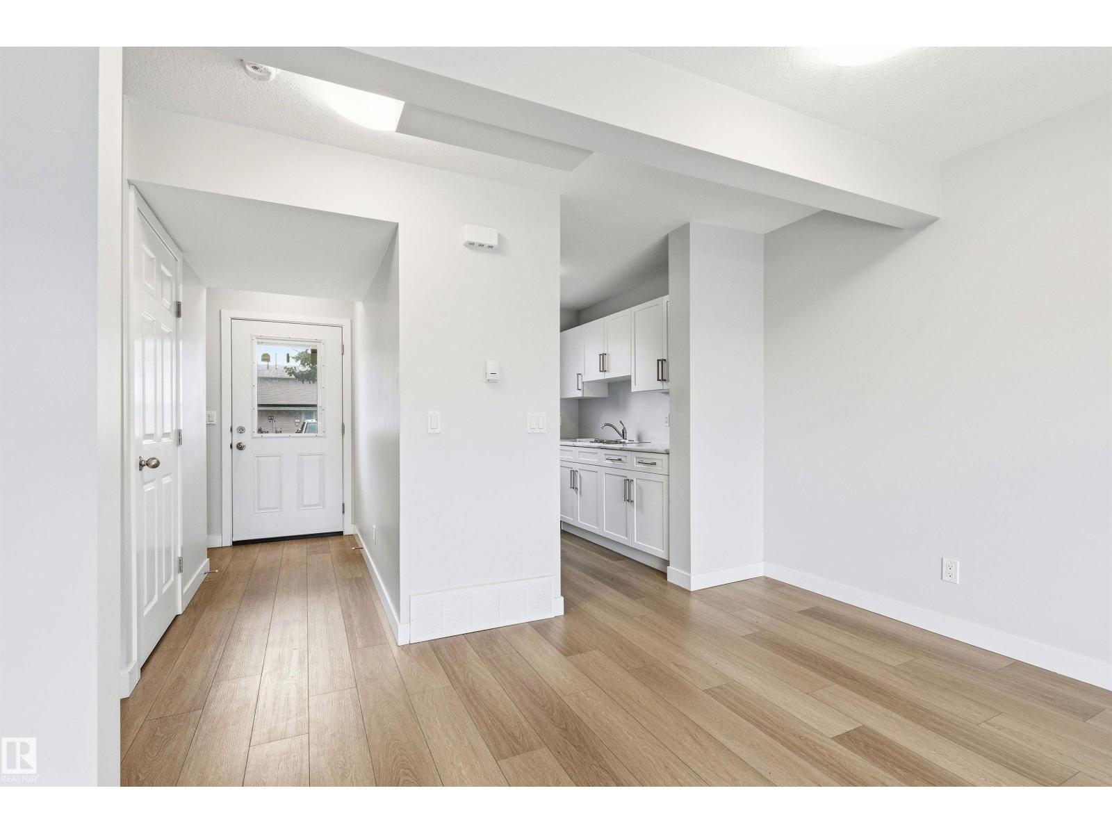 18353 66 AV NW - 13