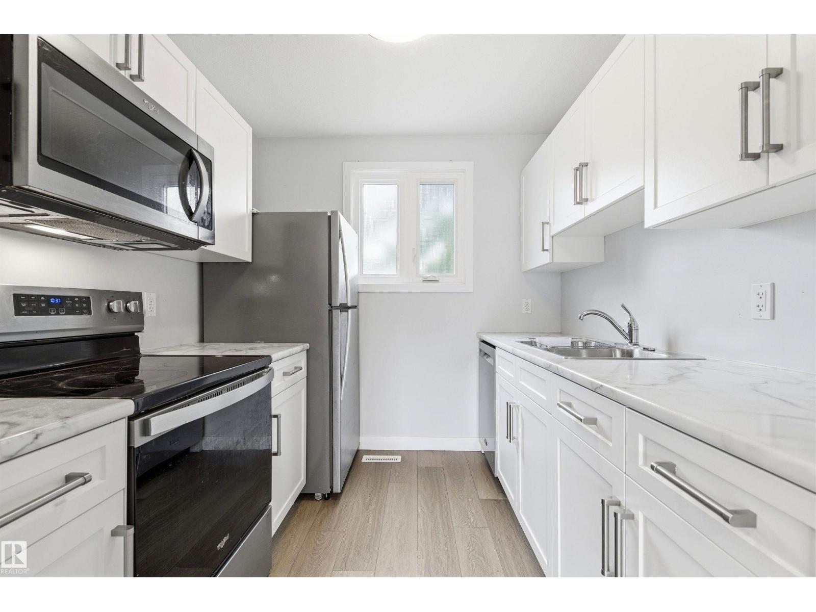 18353 66 AV NW - 14