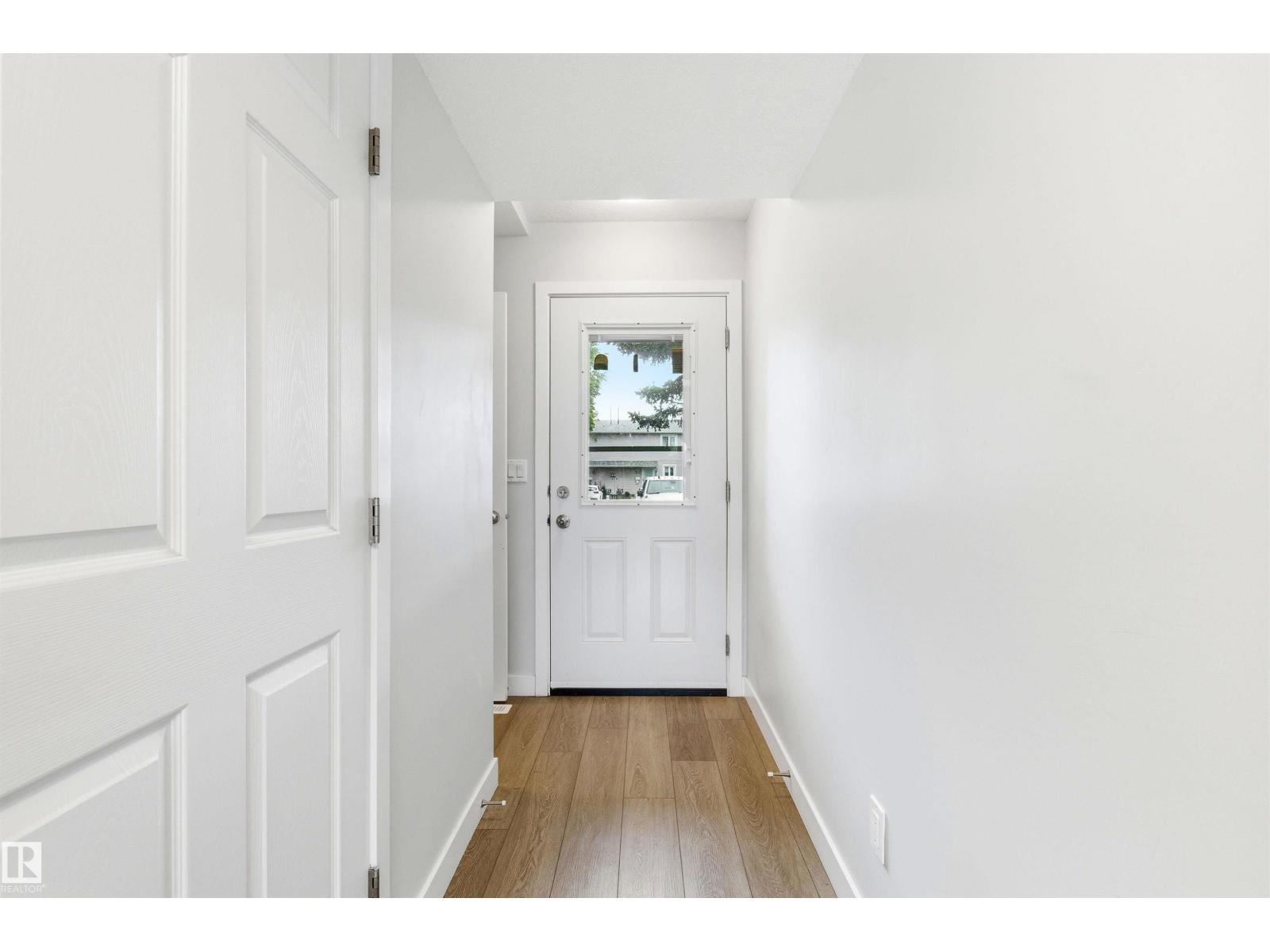 18353 66 AV NW - 2