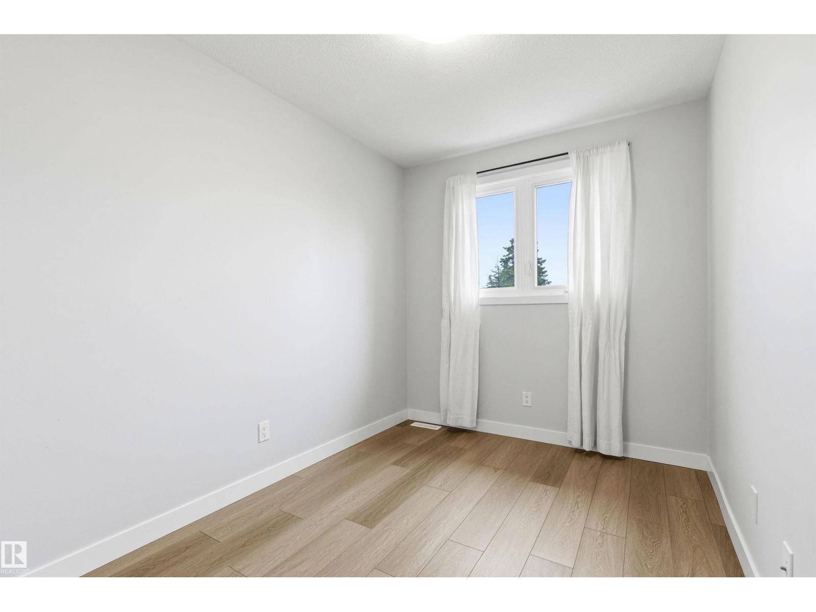 18353 66 AV NW - 21