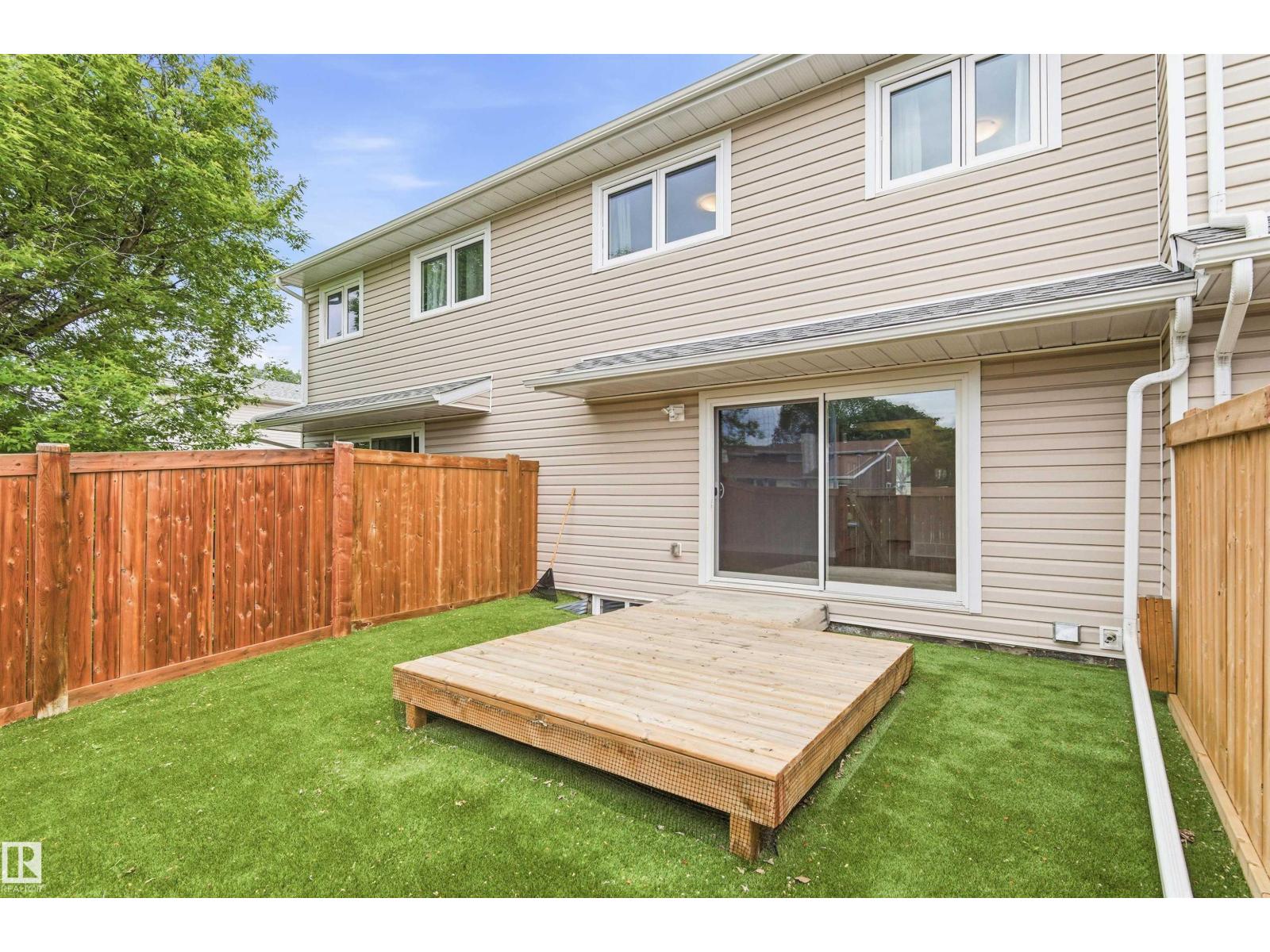 18353 66 AV NW - 36