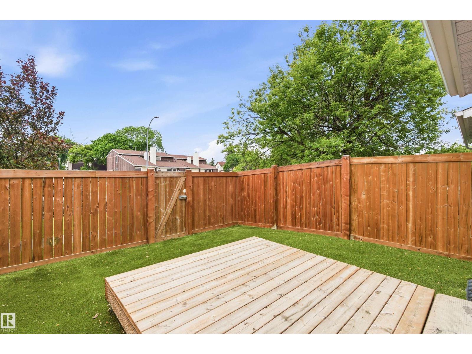 18353 66 AV NW - 37