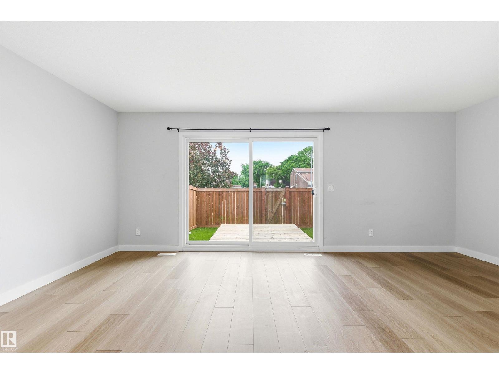 18353 66 AV NW - 7