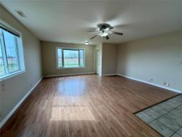 18 Meadow Drive E, Brandon, MB R7A5Y2 Photo 15