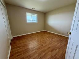 18 Meadow Drive E, Brandon, MB R7A5Y2 Photo 23
