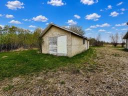 18 Meadow Drive E, Brandon, MB R7A5Y2 Photo 10