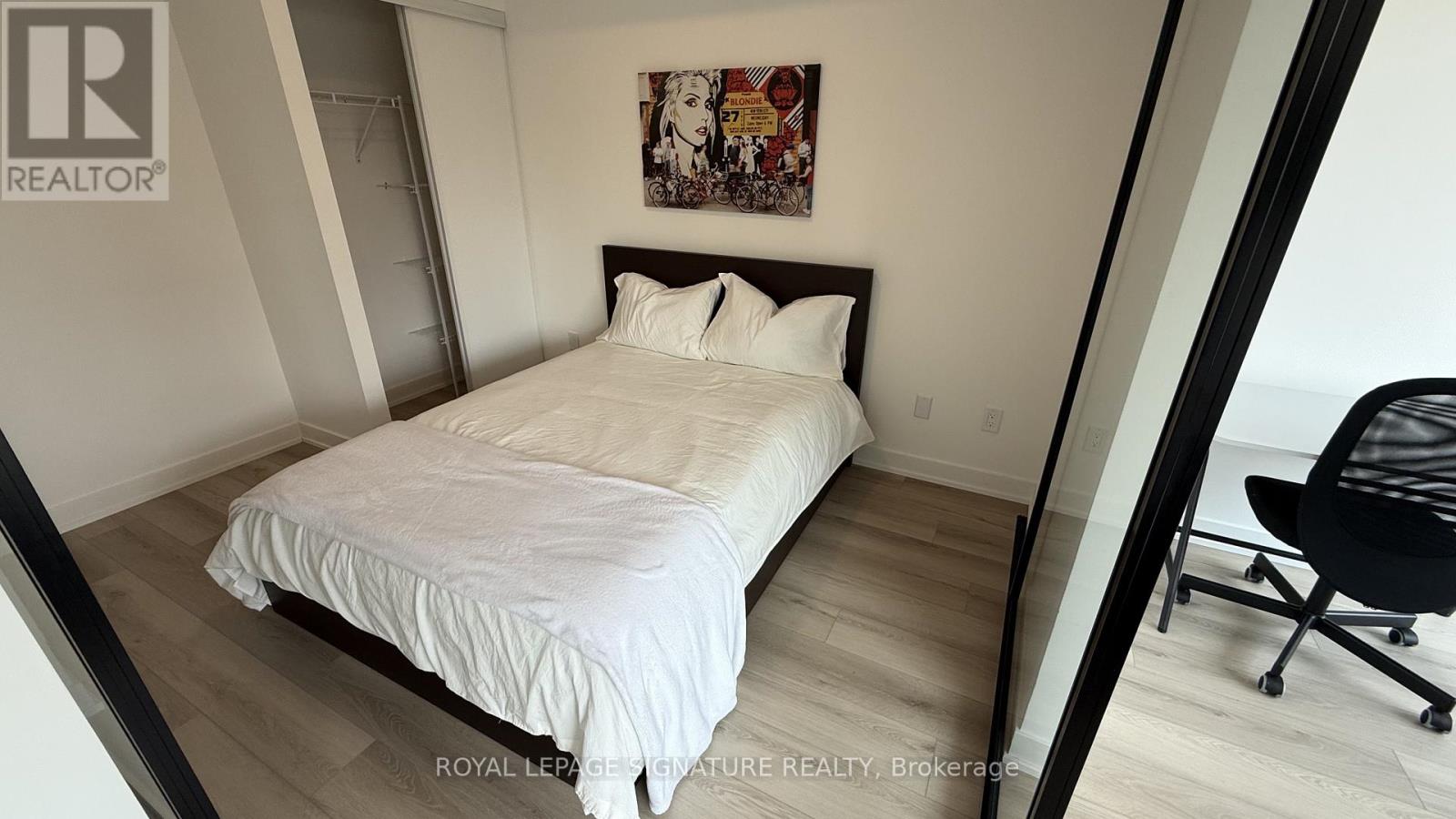 Double Bed
