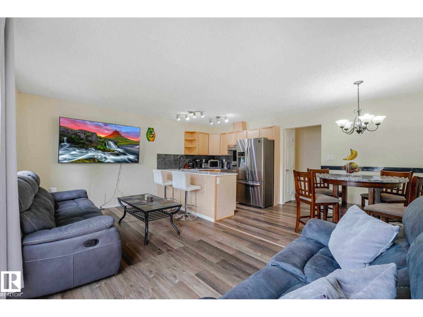 #56 451 Hyndman CR NW — photo 6
