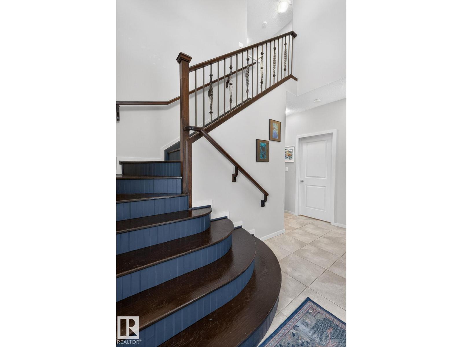 22068 95 AV NW - 5