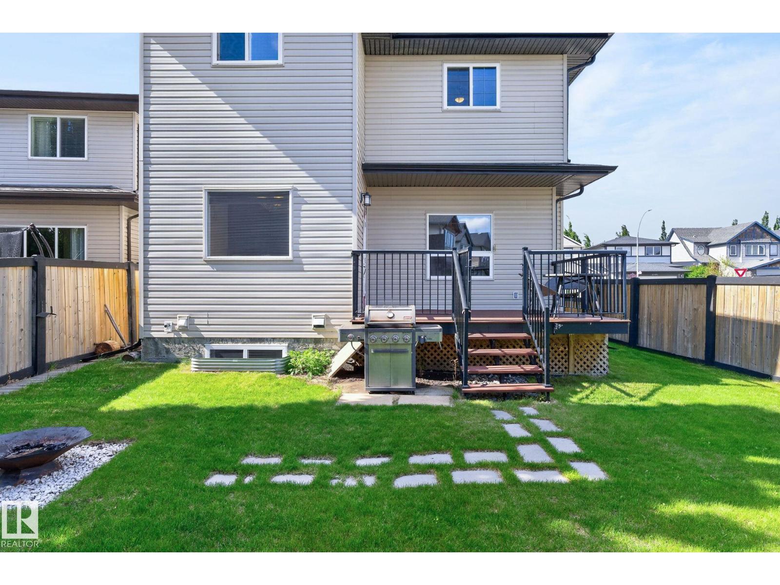 22068 95 AV NW - 57