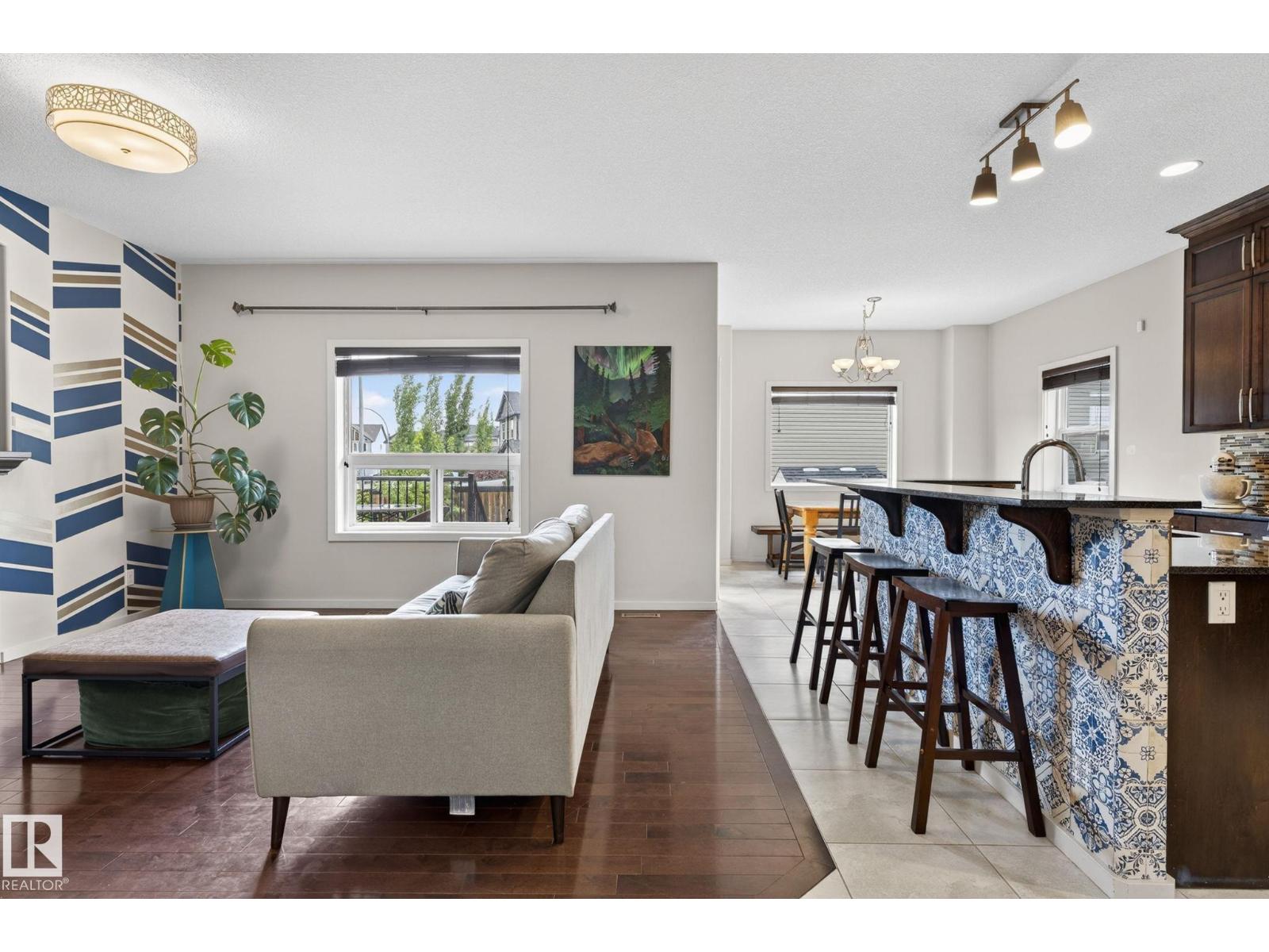 22068 95 AV NW - 6
