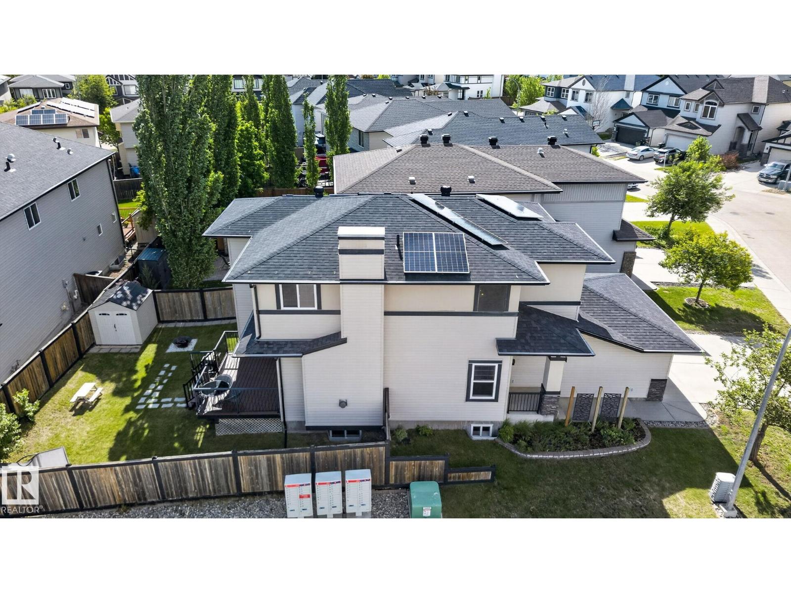 22068 95 AV NW - 63