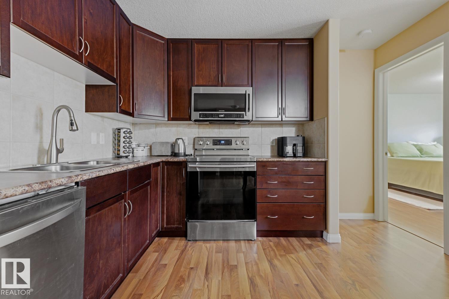#211 1204 156 Street NW NW - 4