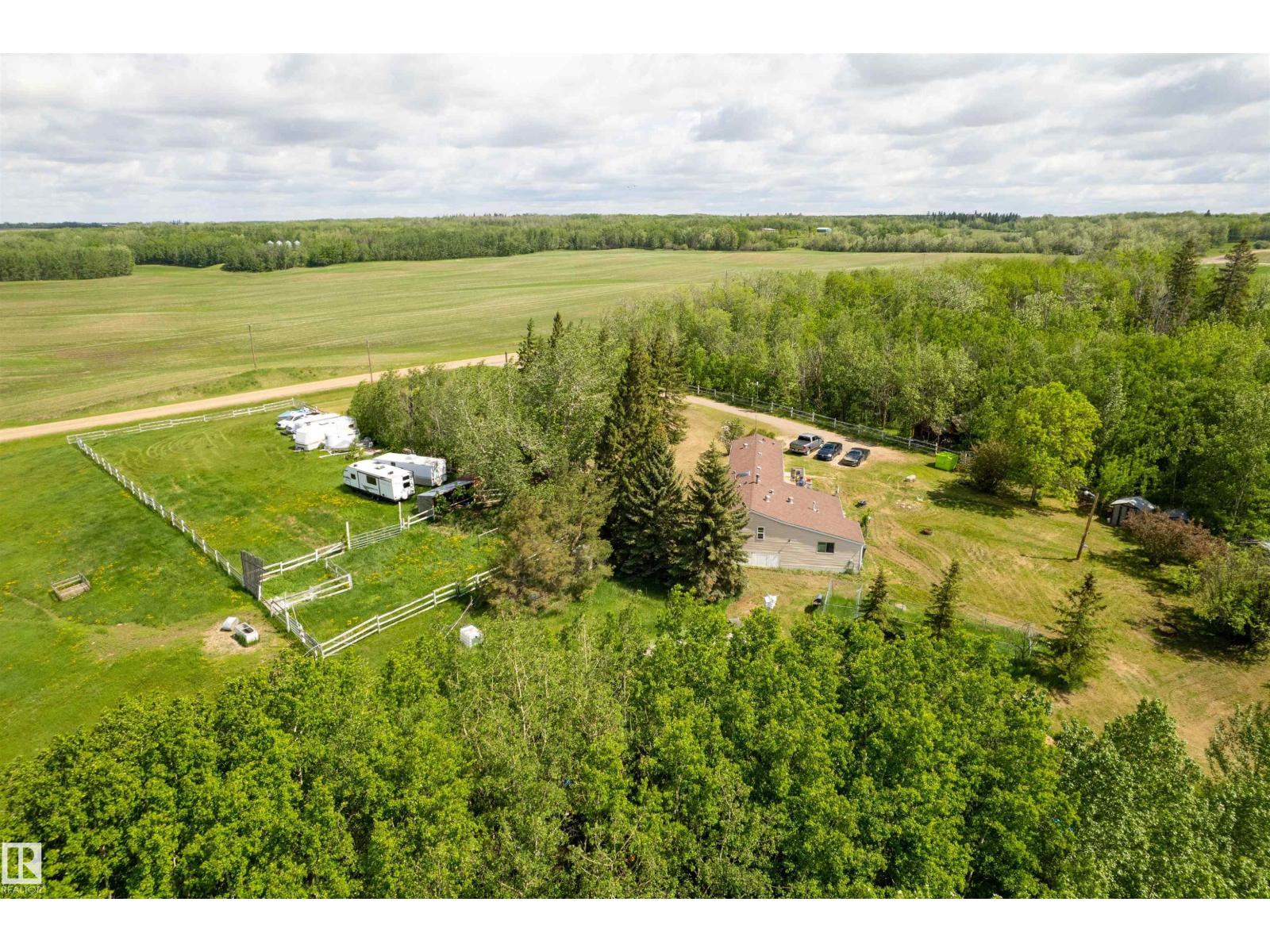 20519 TWP ROAD 550 — photo 10