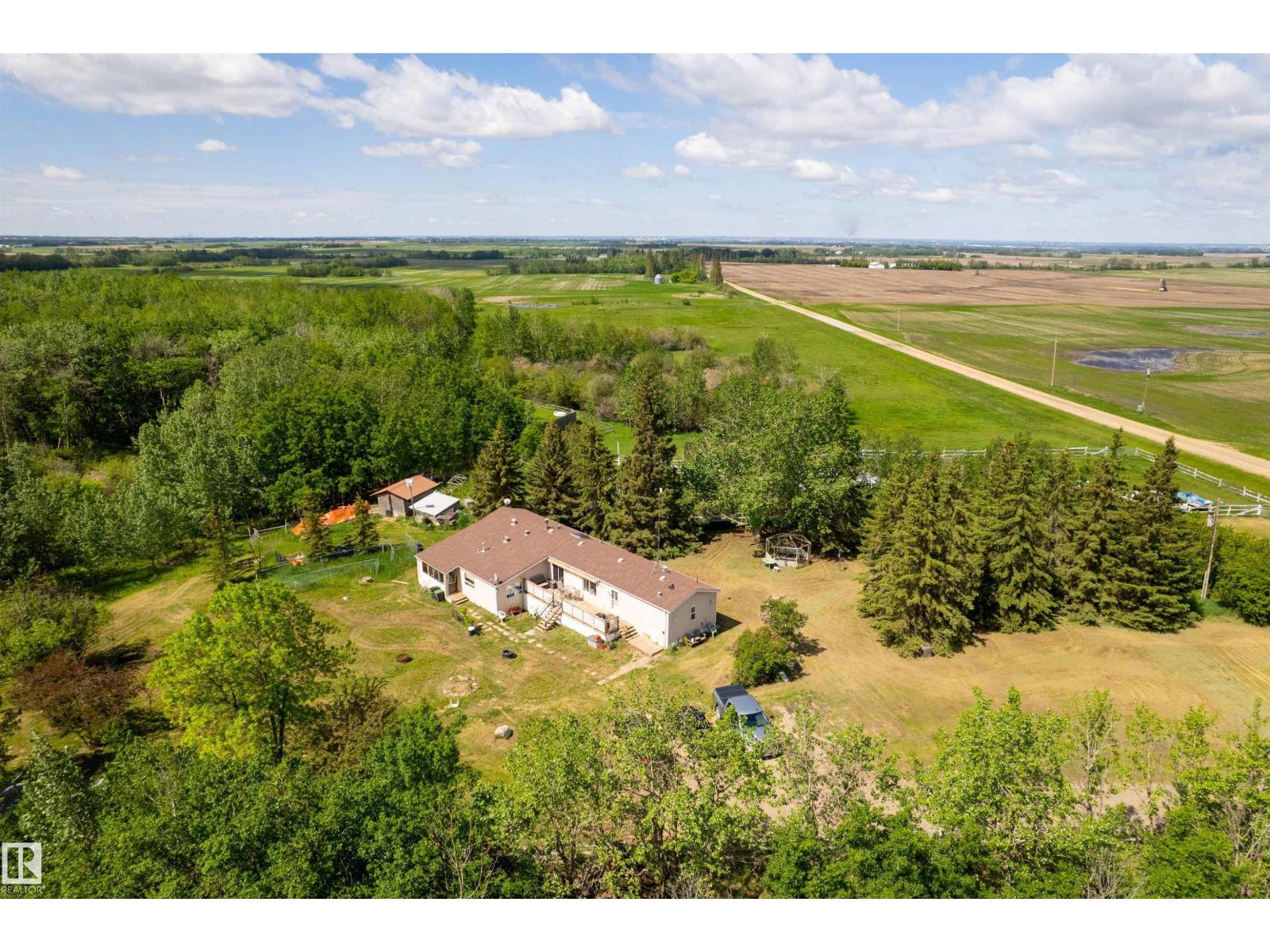 20519 TWP ROAD 550 - photo 2