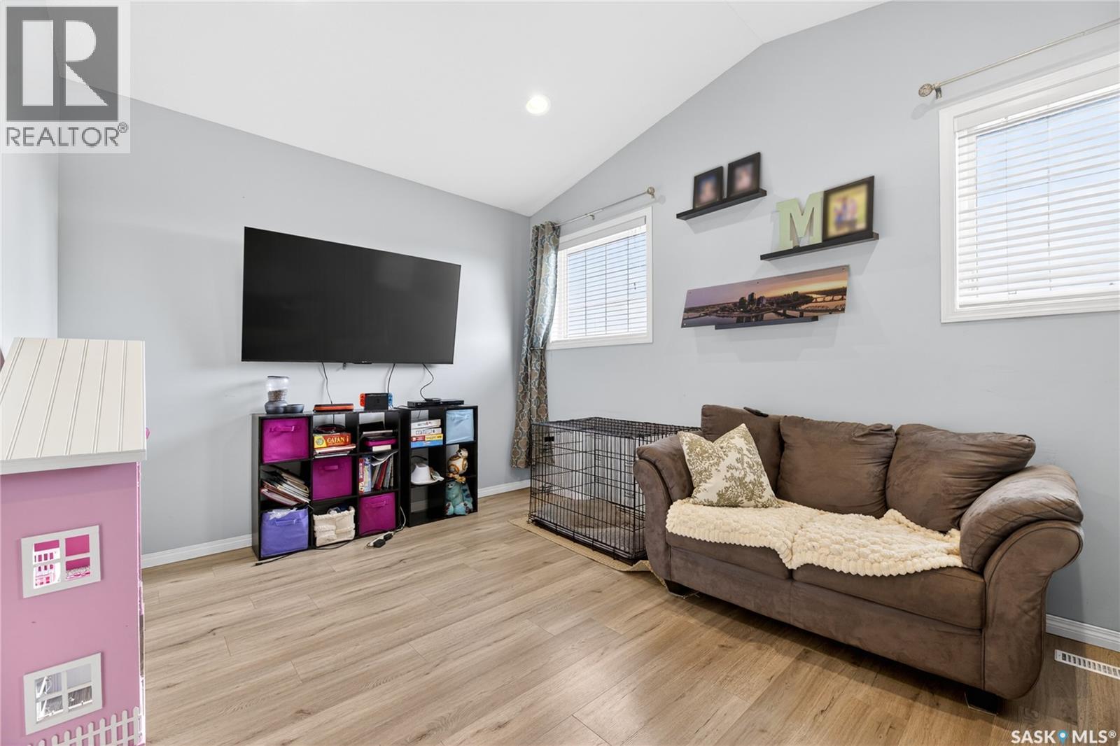 526 Beckett CRESCENT — photo 17