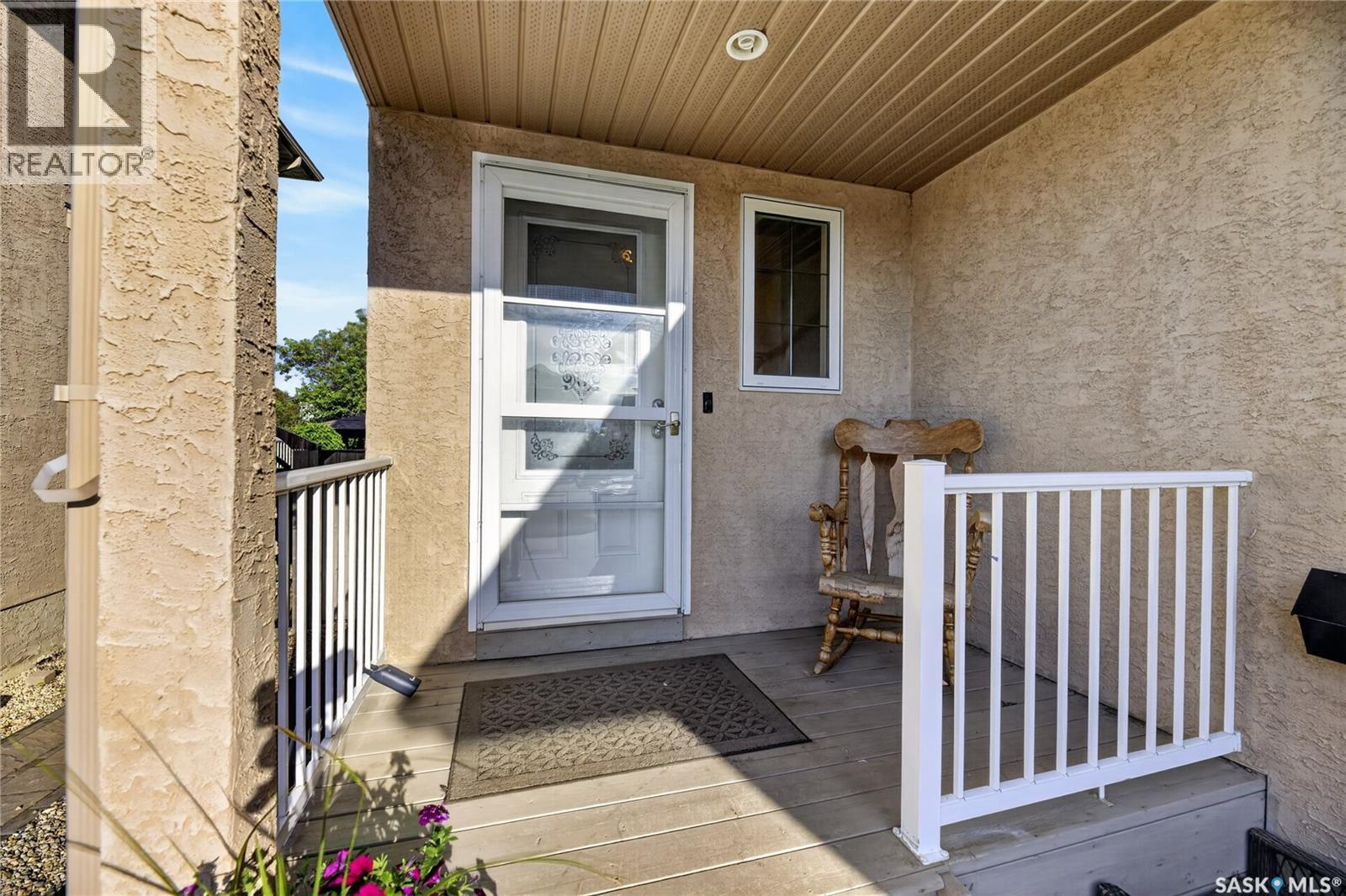 526 Beckett CRESCENT - photo 2