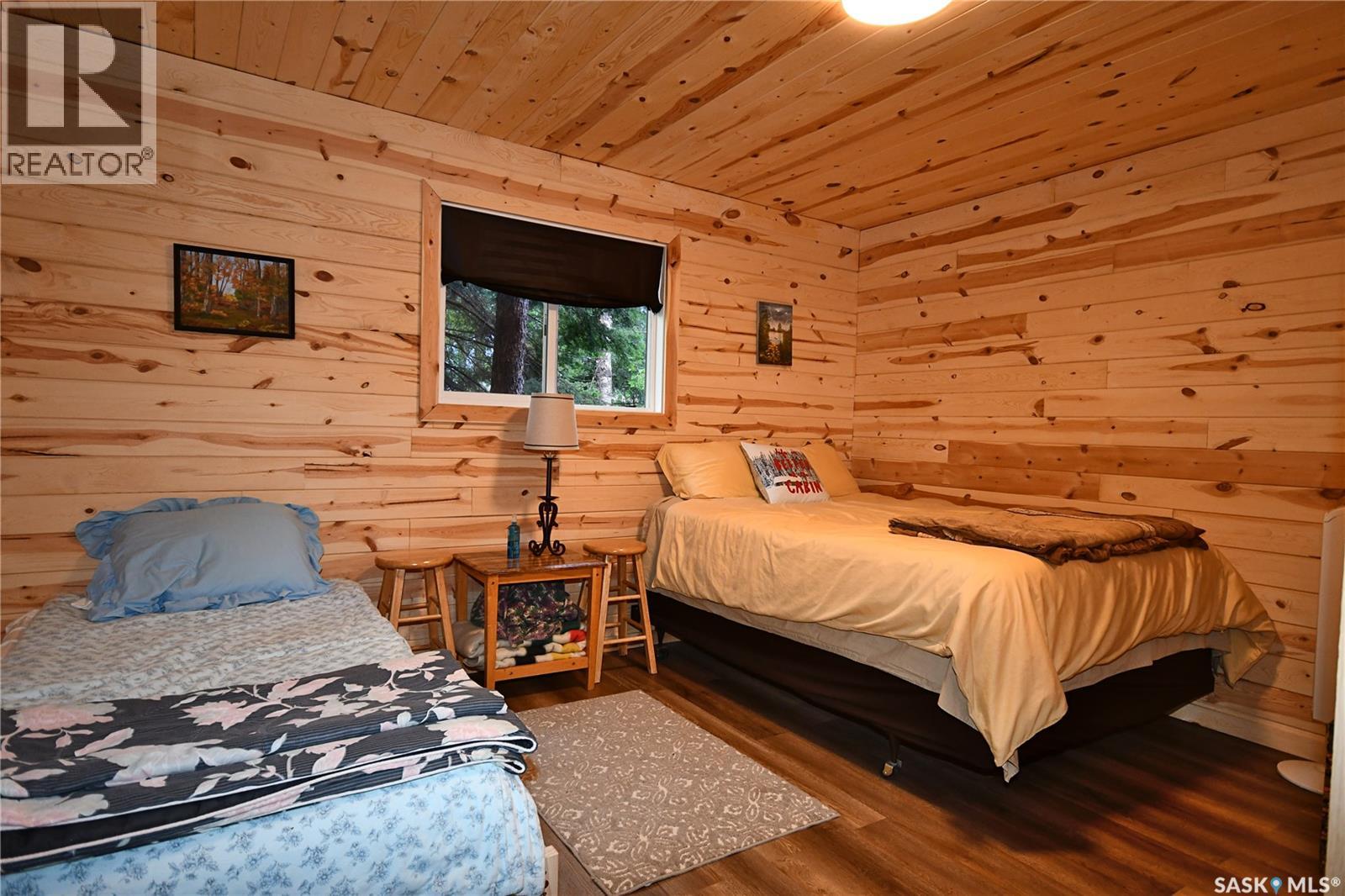 11 Pickerel BAY - 20