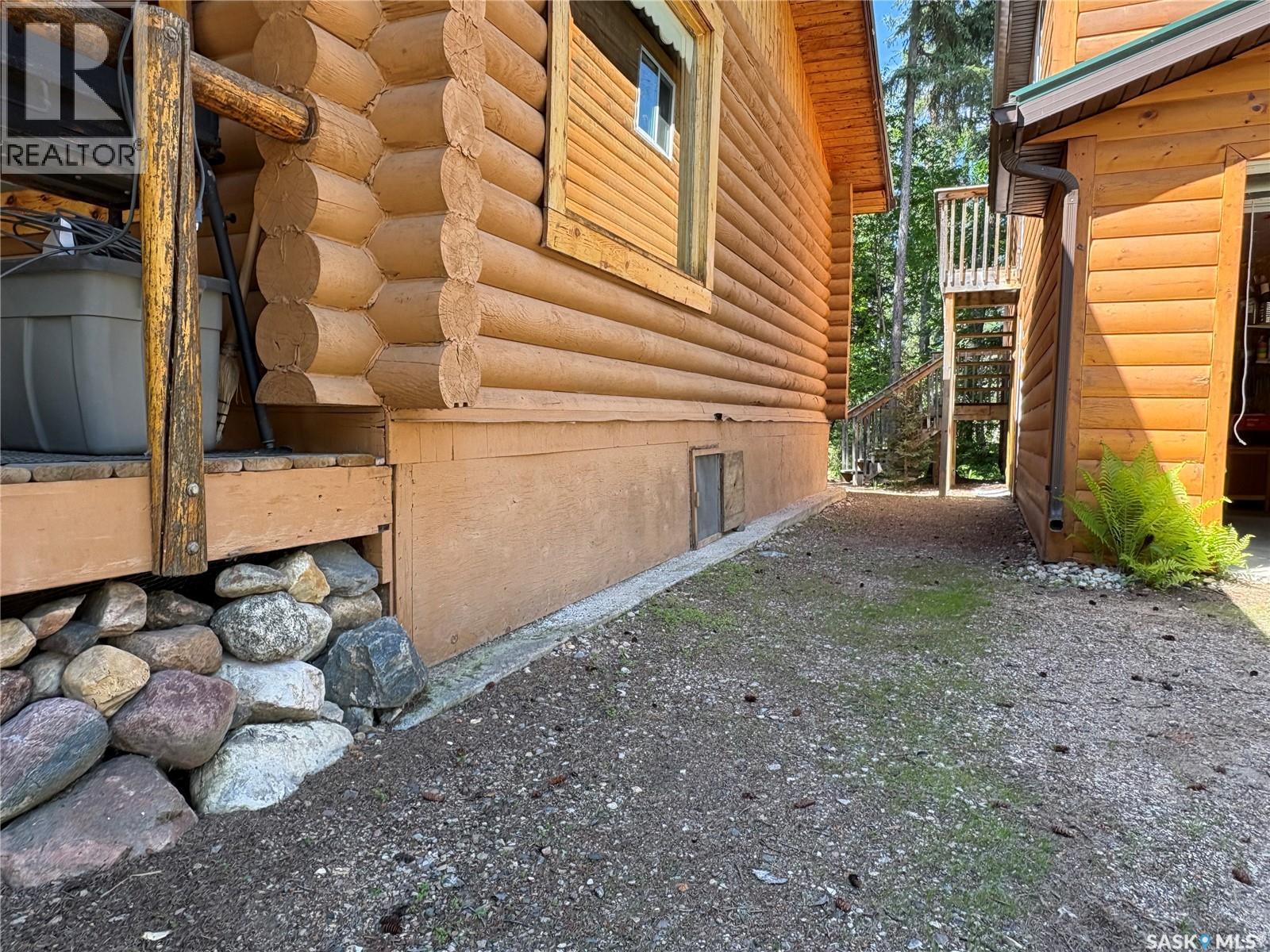 11 Pickerel BAY - 32