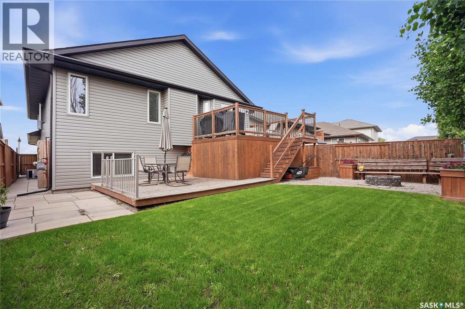 714 Lynd CRESCENT — photo 39