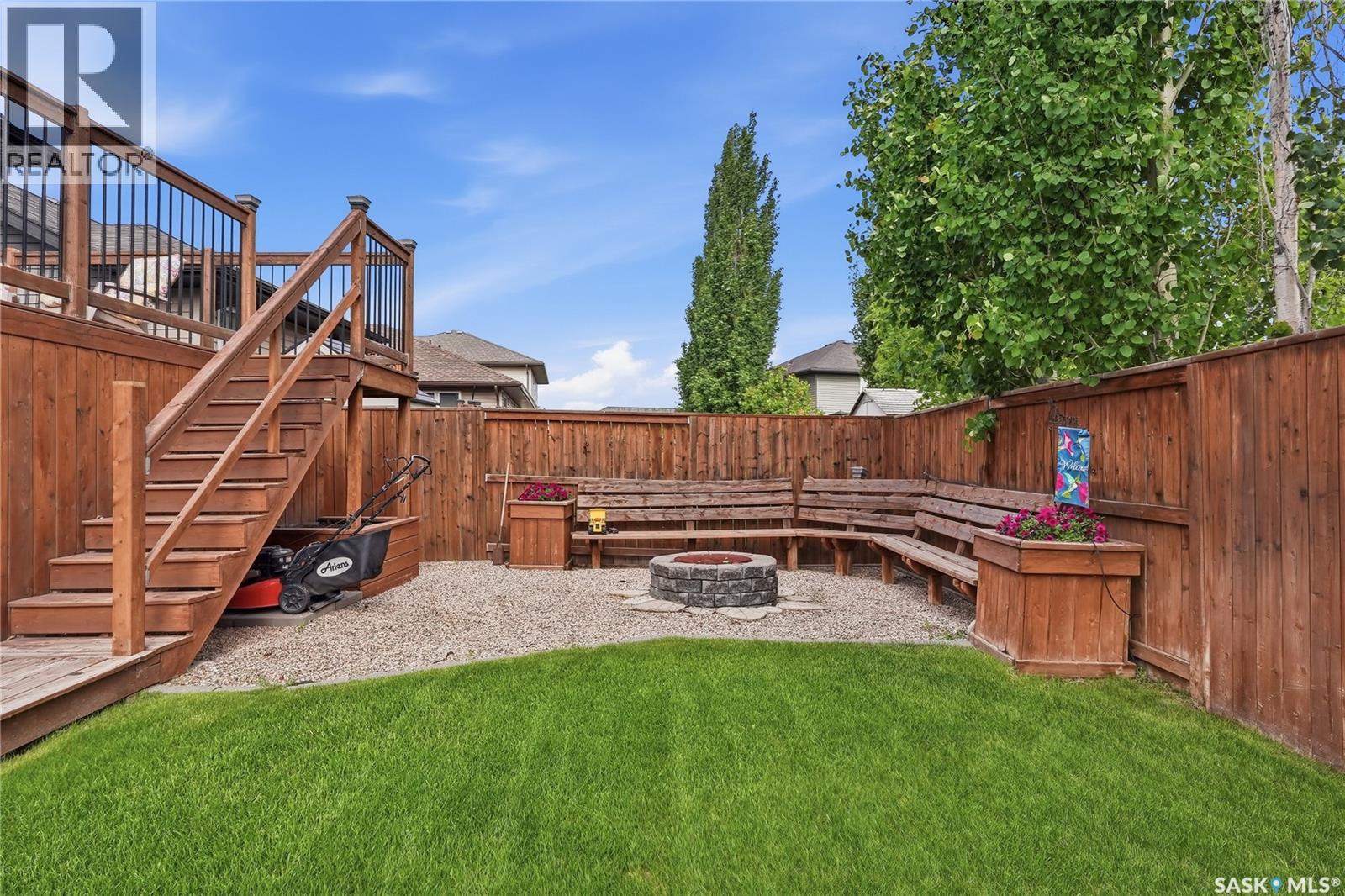 714 Lynd CRESCENT — photo 40