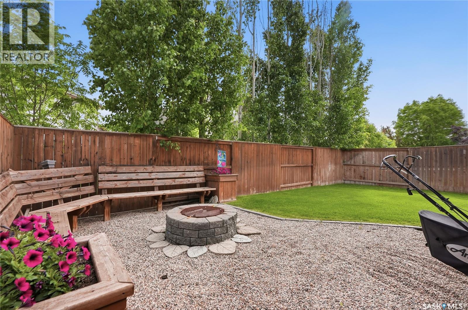 714 Lynd CRESCENT — photo 42