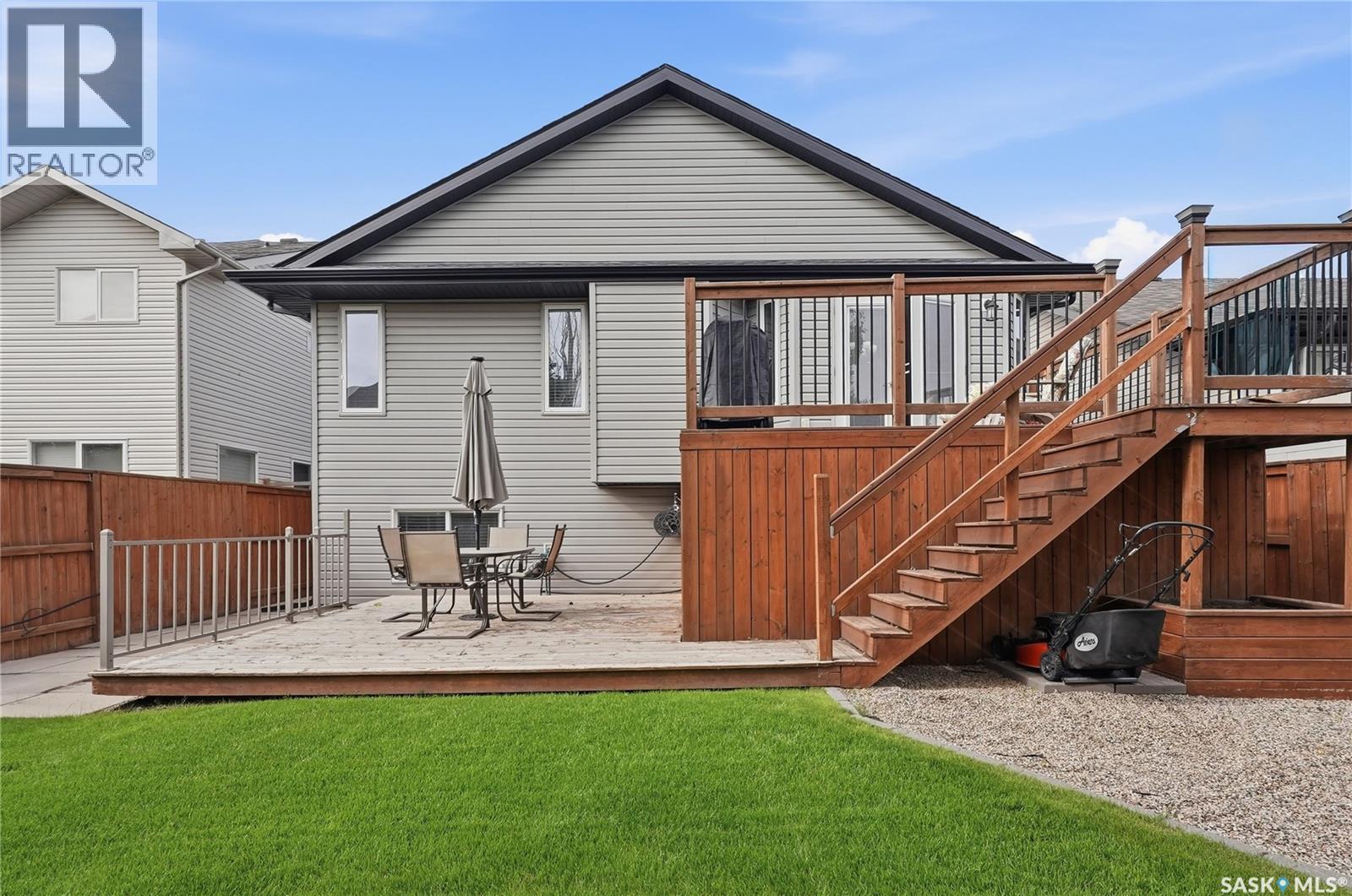 714 Lynd CRESCENT — photo 43