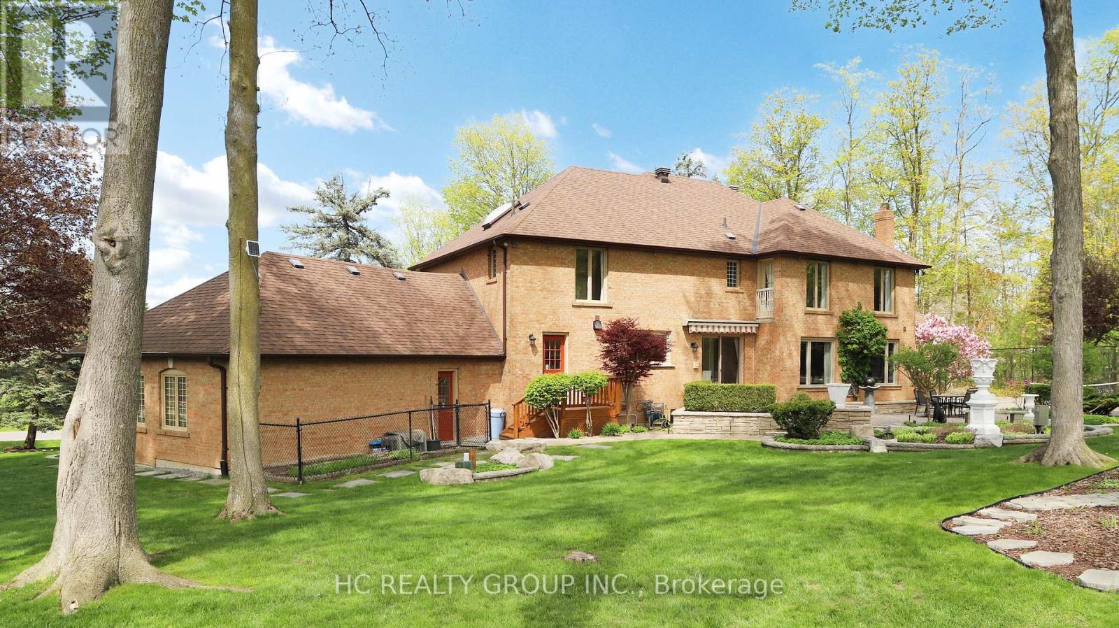 2 GLENRIDGE DRIVE - 4