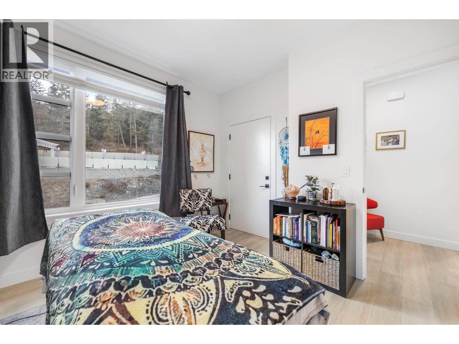 1821 Diamond View Drive - 37