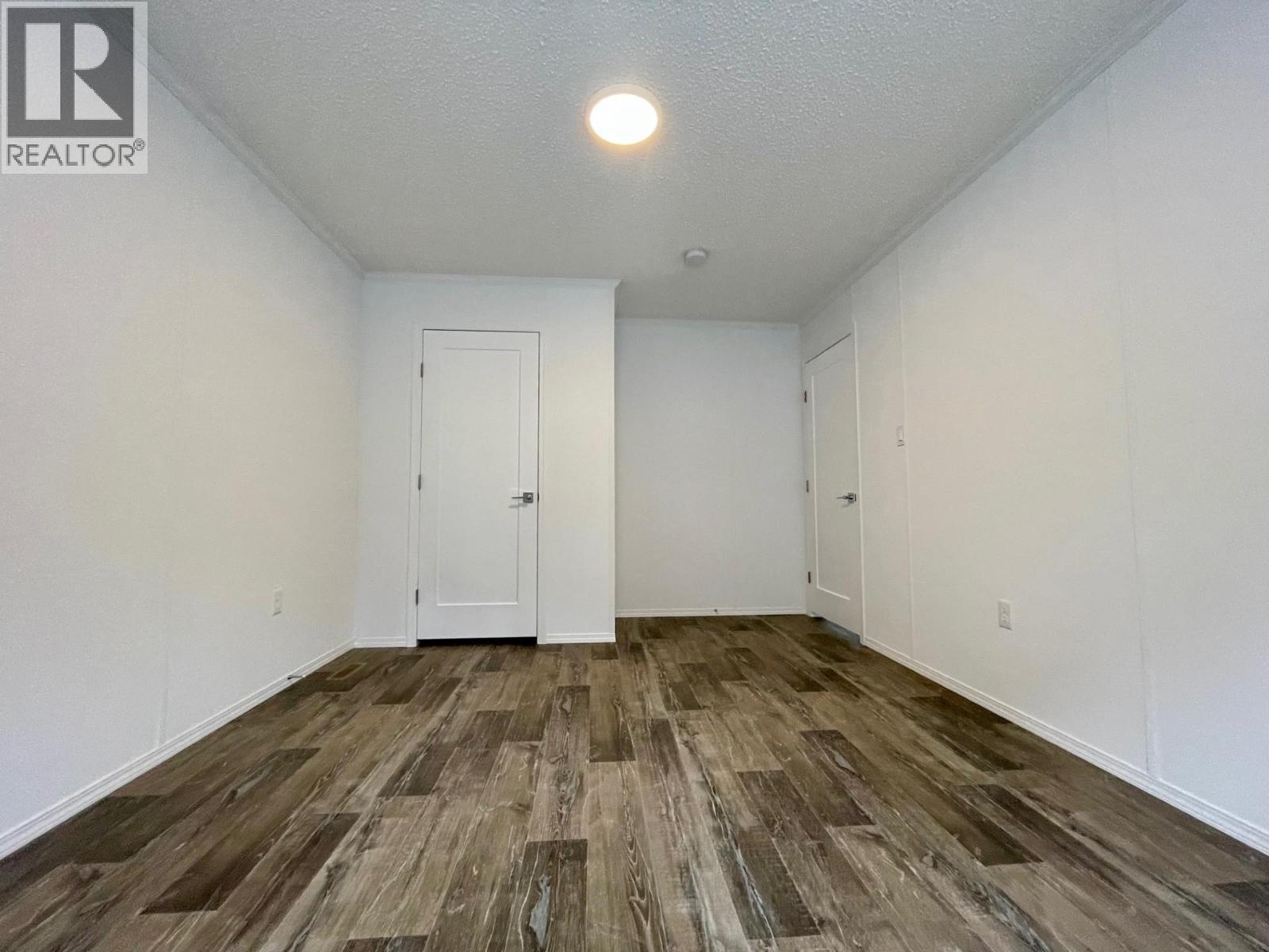 10 CHIMO Crescent - 17