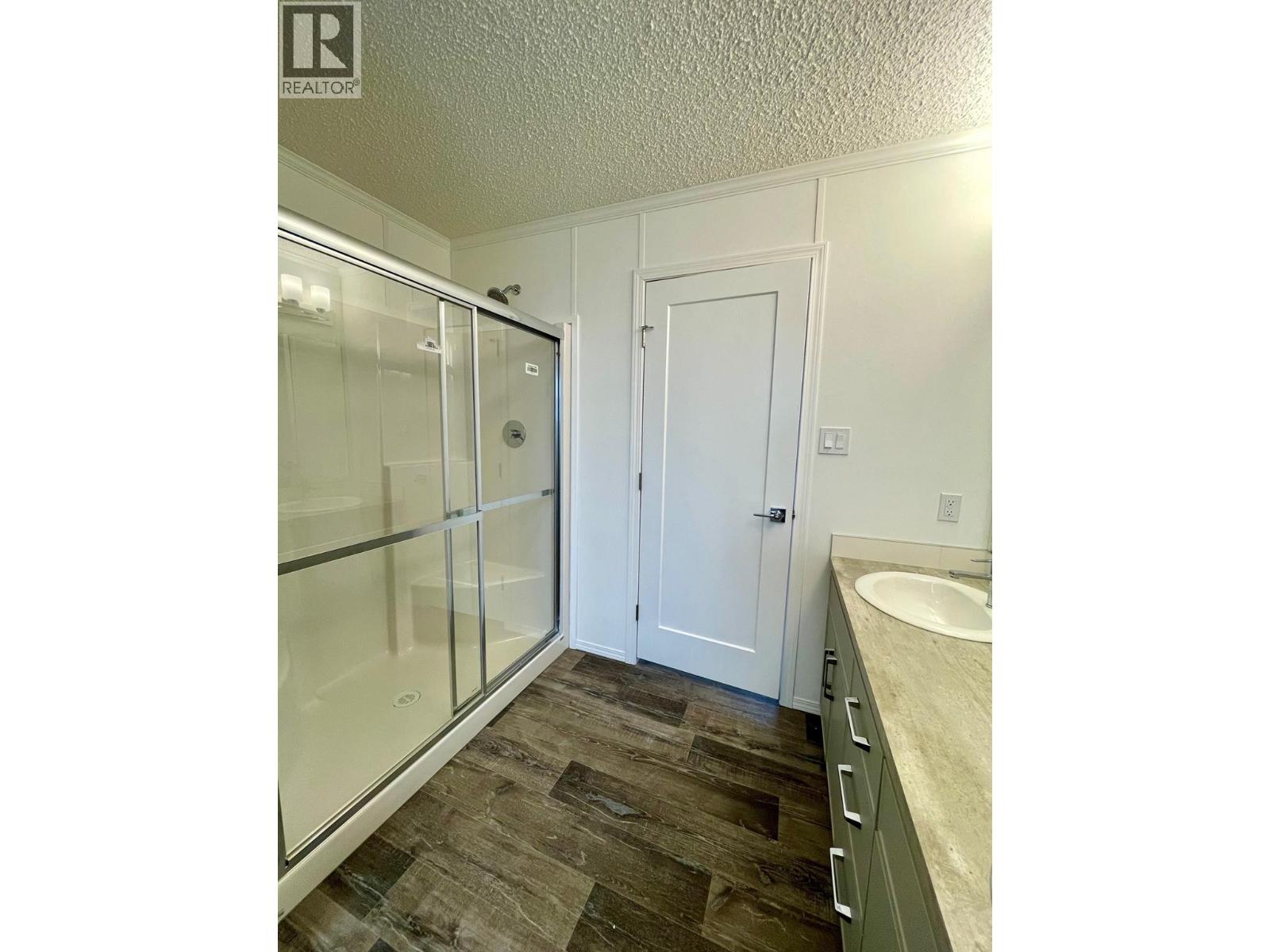 10 CHIMO Crescent - 21