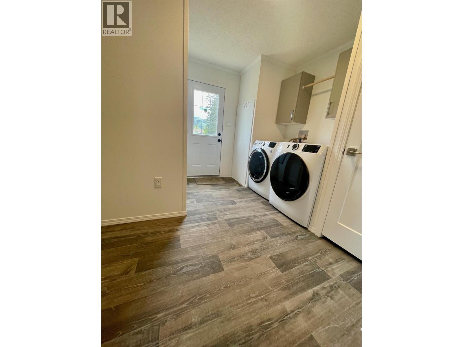 10 CHIMO Crescent - 29