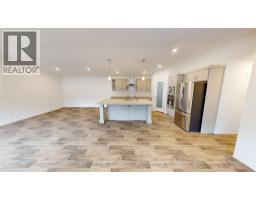 Living room - 10 Chimo Crescent, Elkford, BC V0B1H0 Photo 7
