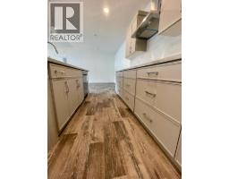 Primary Bedroom - 10 Chimo Crescent, Elkford, BC V0B1H0 Photo 9