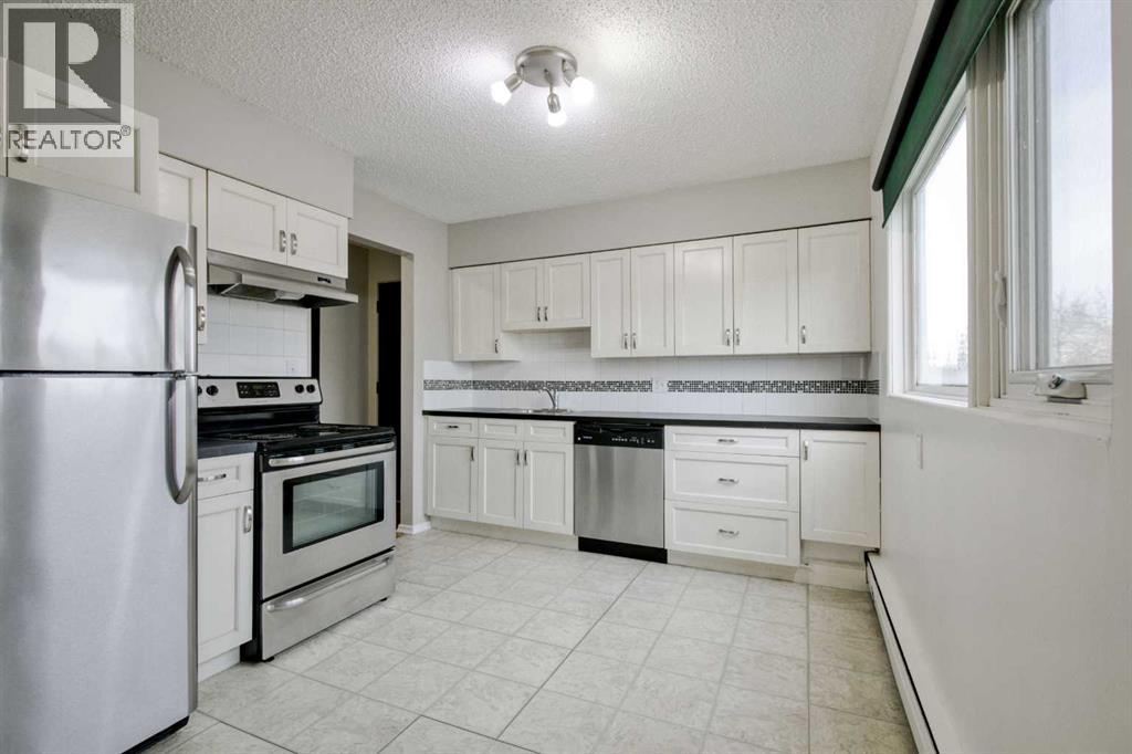 2705 38 Street SW - 6