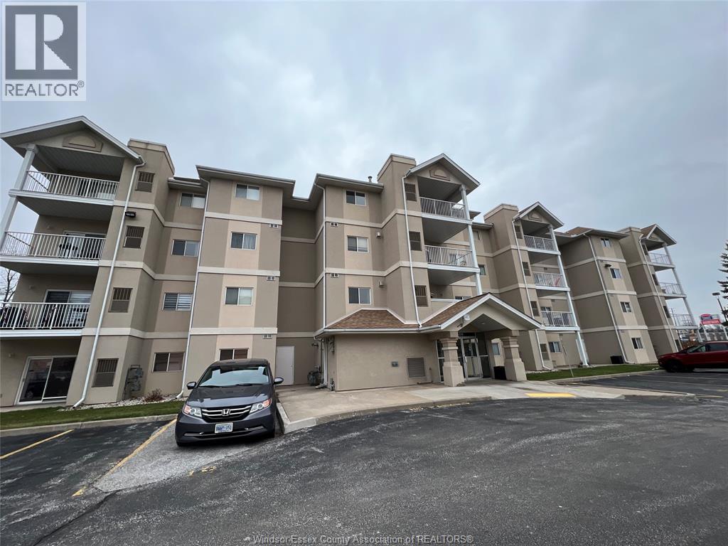 1535 GRAND MARAIS ROAD West Unit# 304, Windsor — photo 3