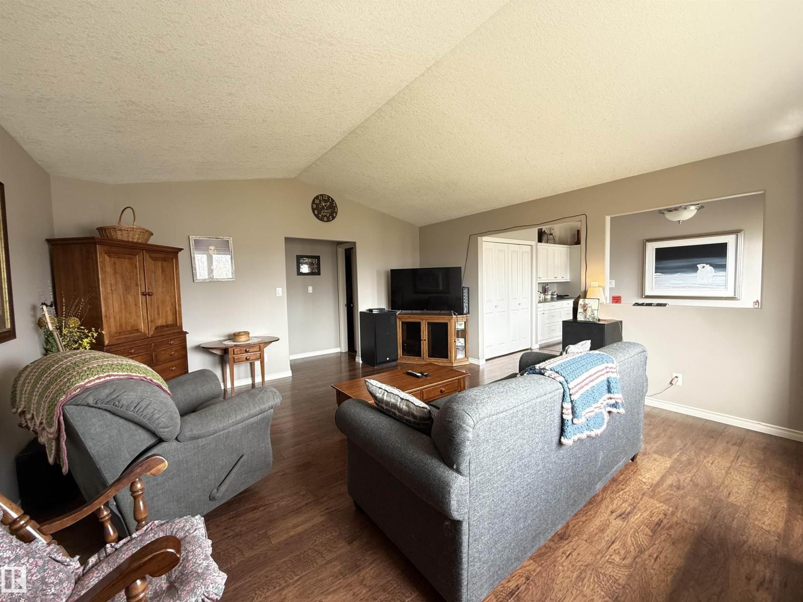 15113 Township Road 670 - 15