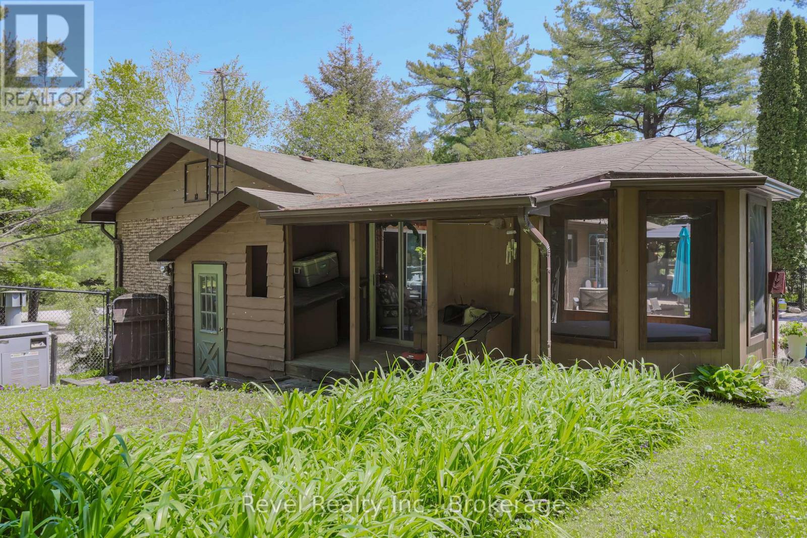 20 THE PINES LANE - 37