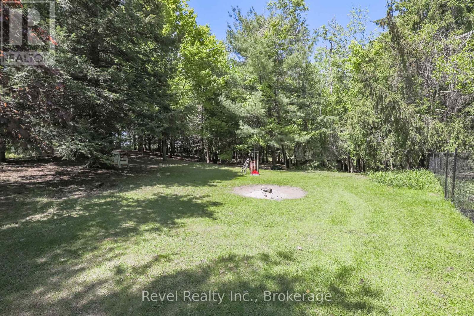 20 THE PINES LANE - 38