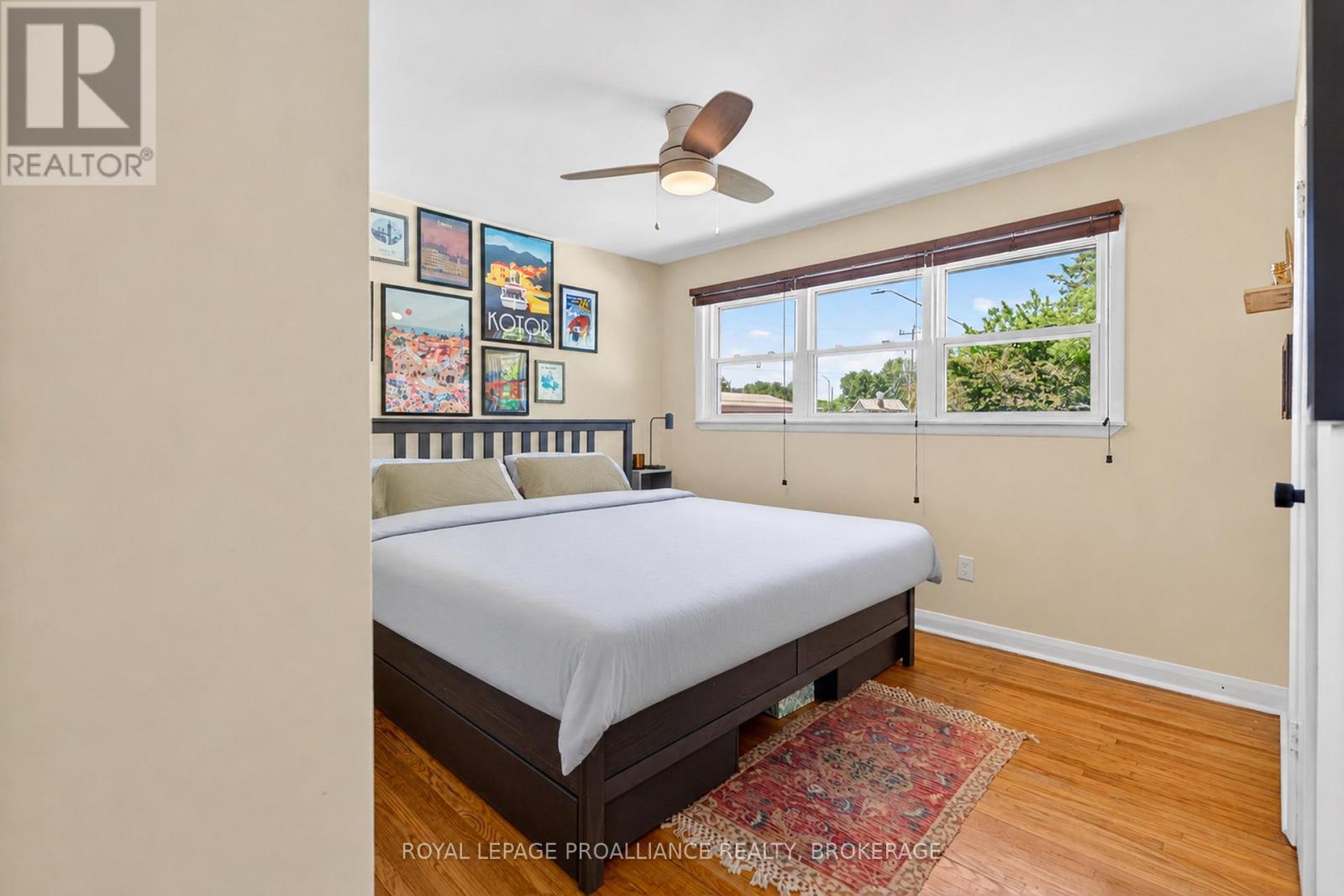 1268 GLENMORE AVENUE - 11