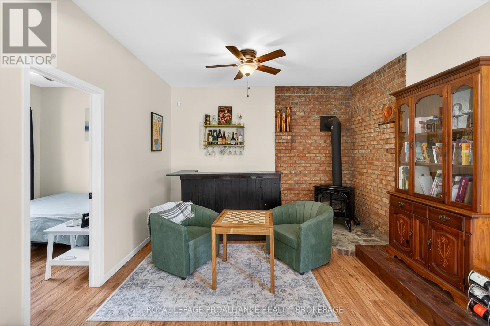 1268 GLENMORE AVENUE - 15