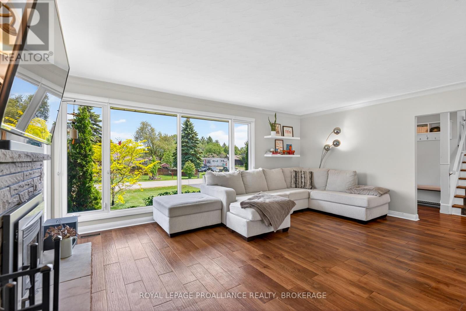 1268 GLENMORE AVENUE - 5