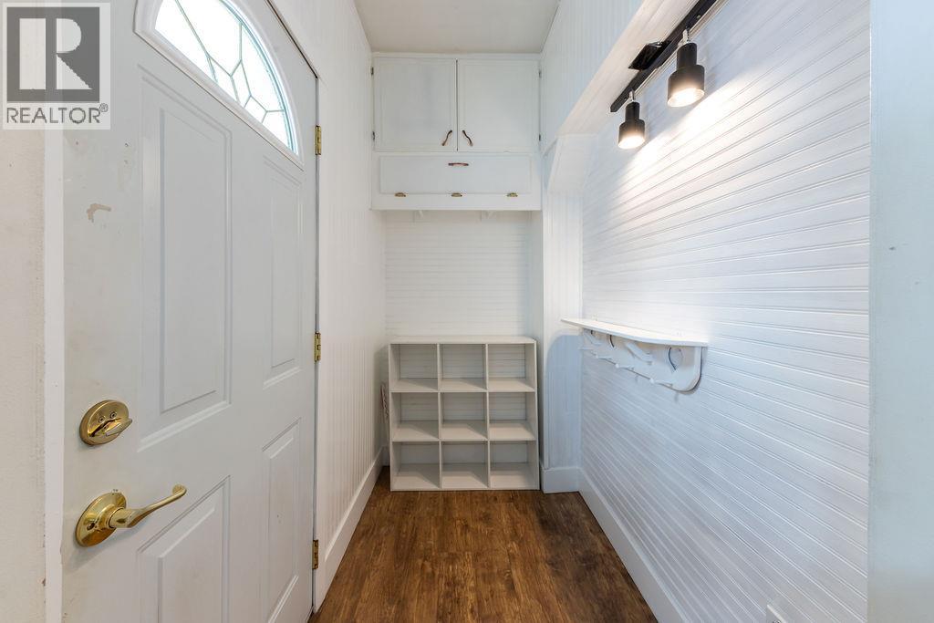 867 COLUMBIA Street - 18