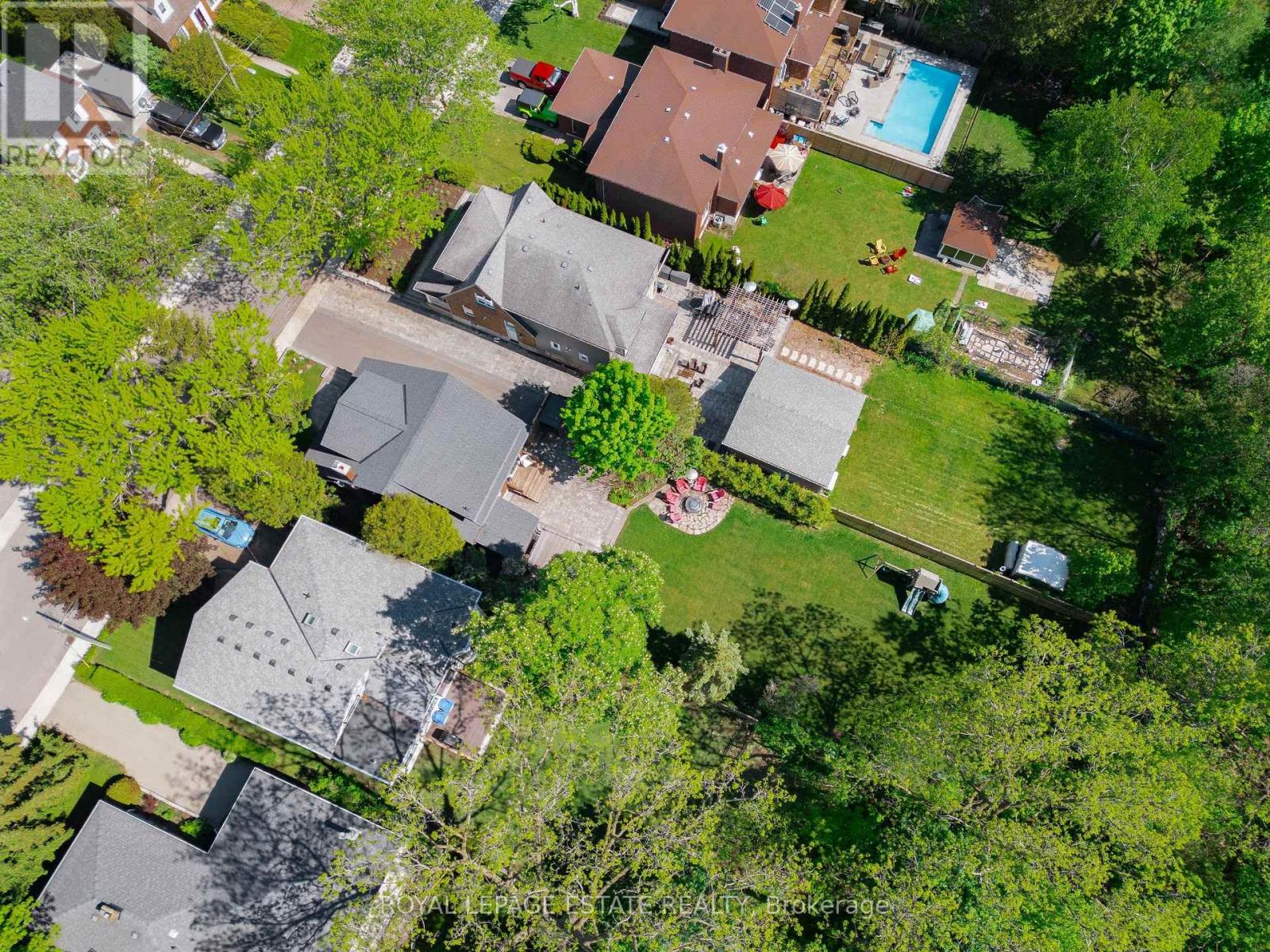 148 SCARBORO CRESCENT - 47