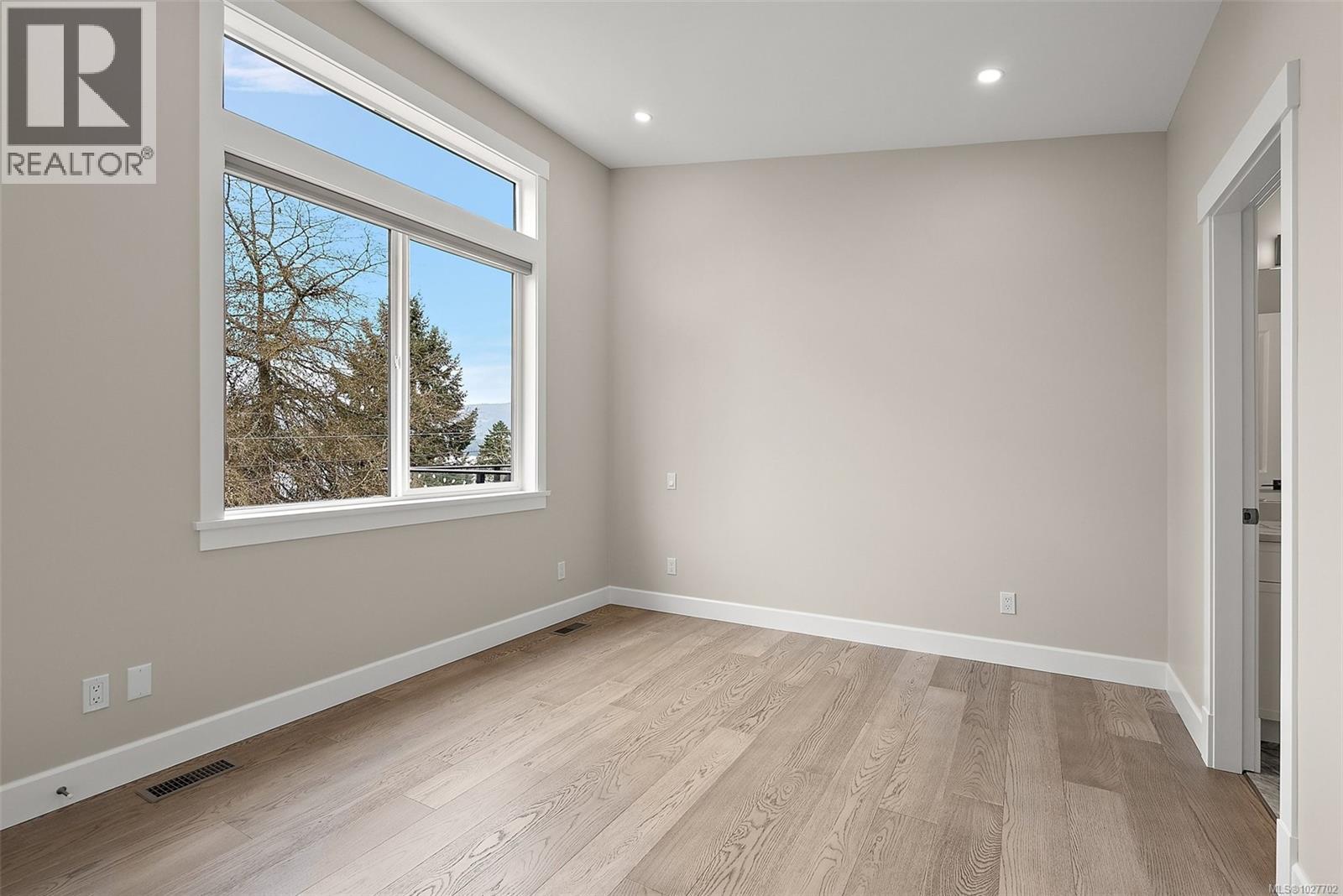 #118 4690 Caspian Pl - 18