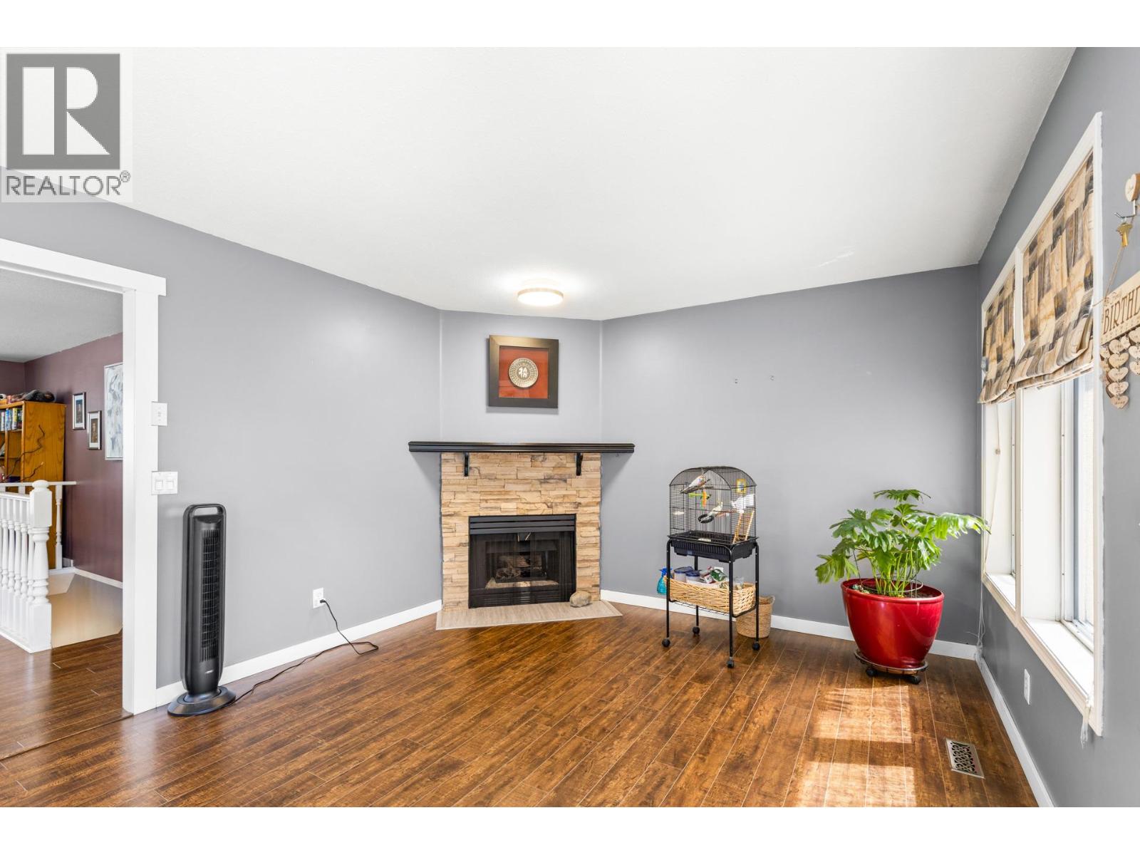 222 Biggar Road - 9