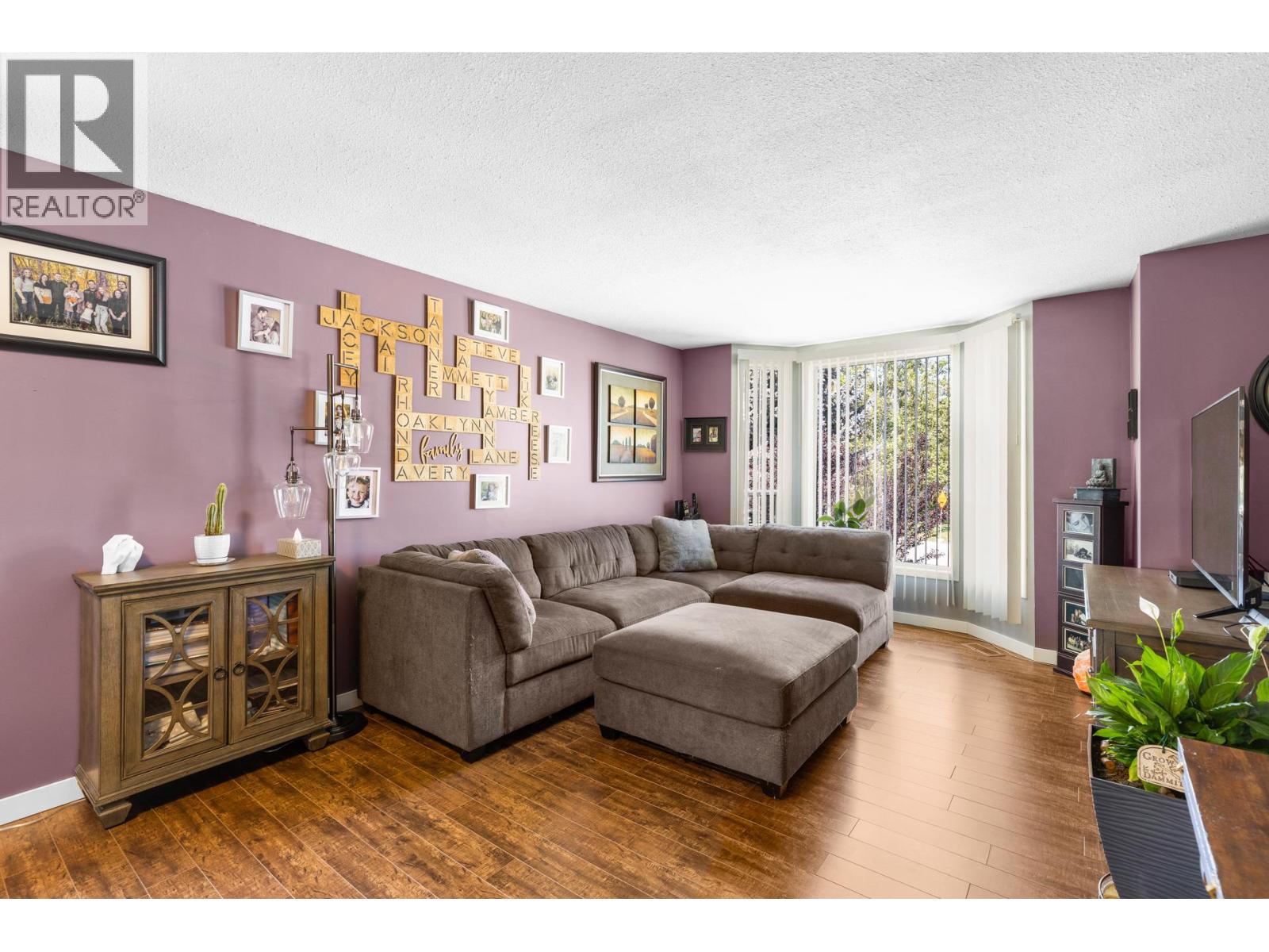 222 Biggar Road - 7