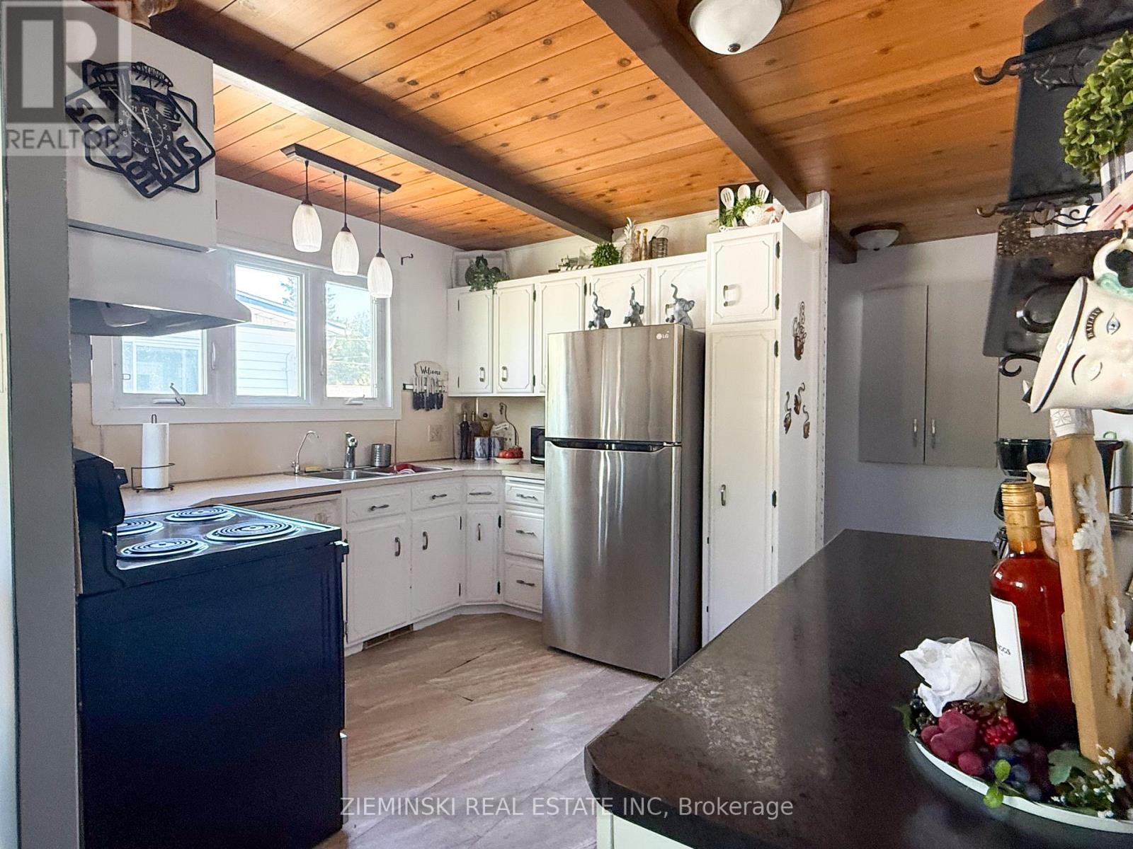 107 NEW CIRCLE PLACE - 11
