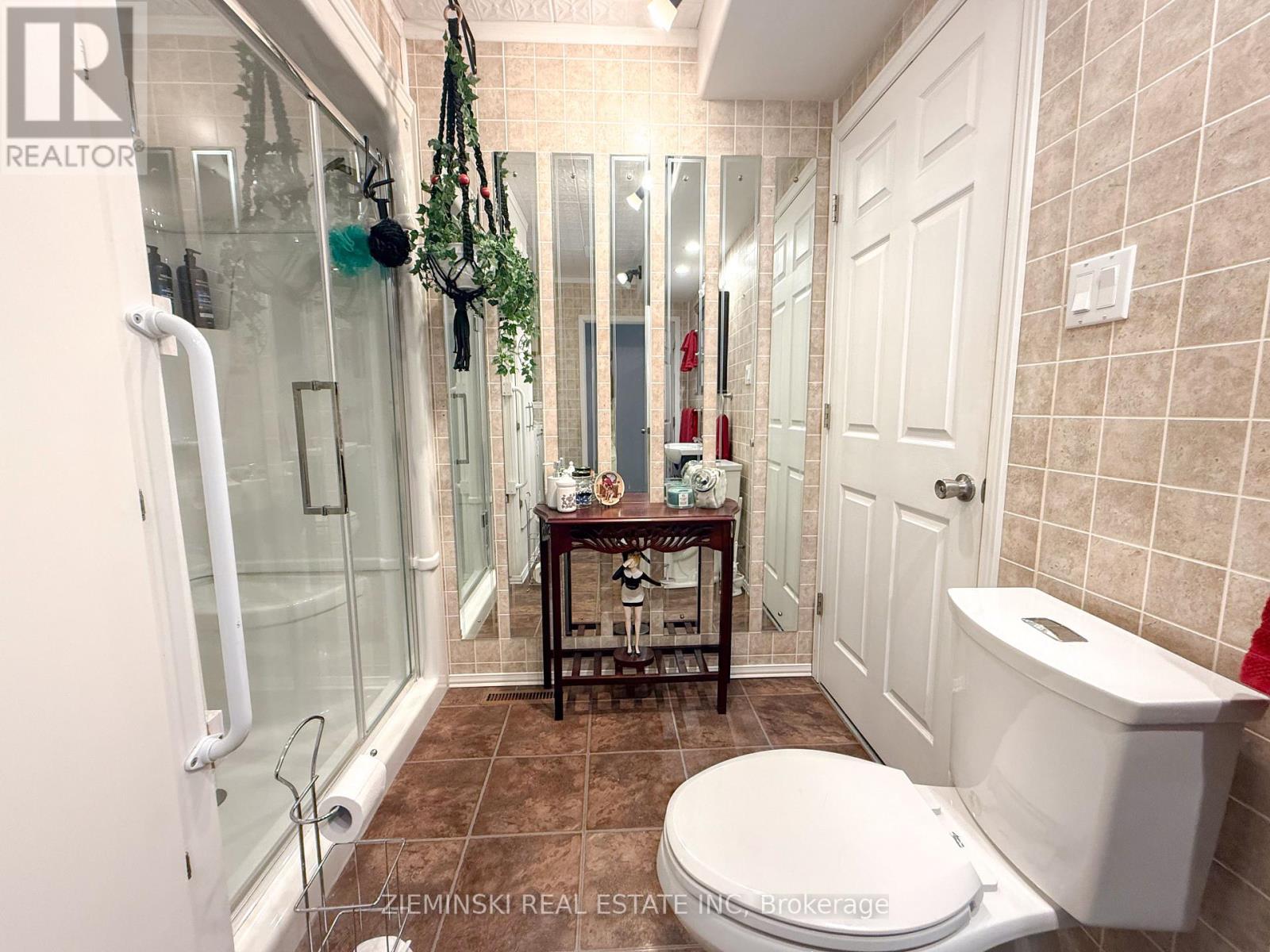 107 NEW CIRCLE PLACE - 18